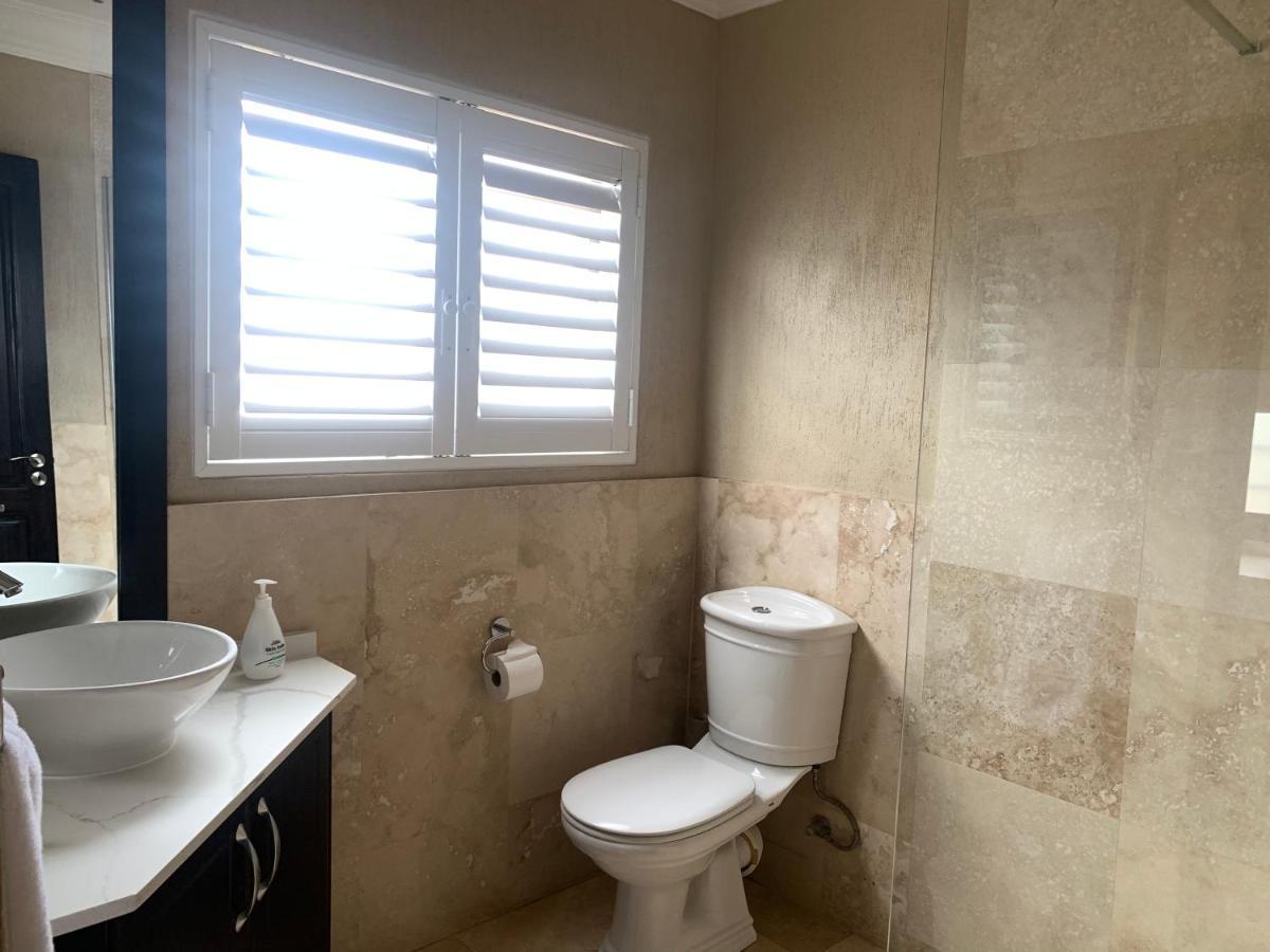 Swanepoel Guesthouse Jeffreysbaai Buitenkant foto