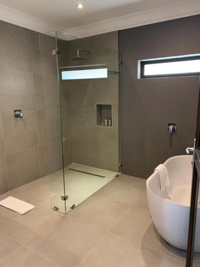 Swanepoel Guesthouse Jeffreysbaai Buitenkant foto